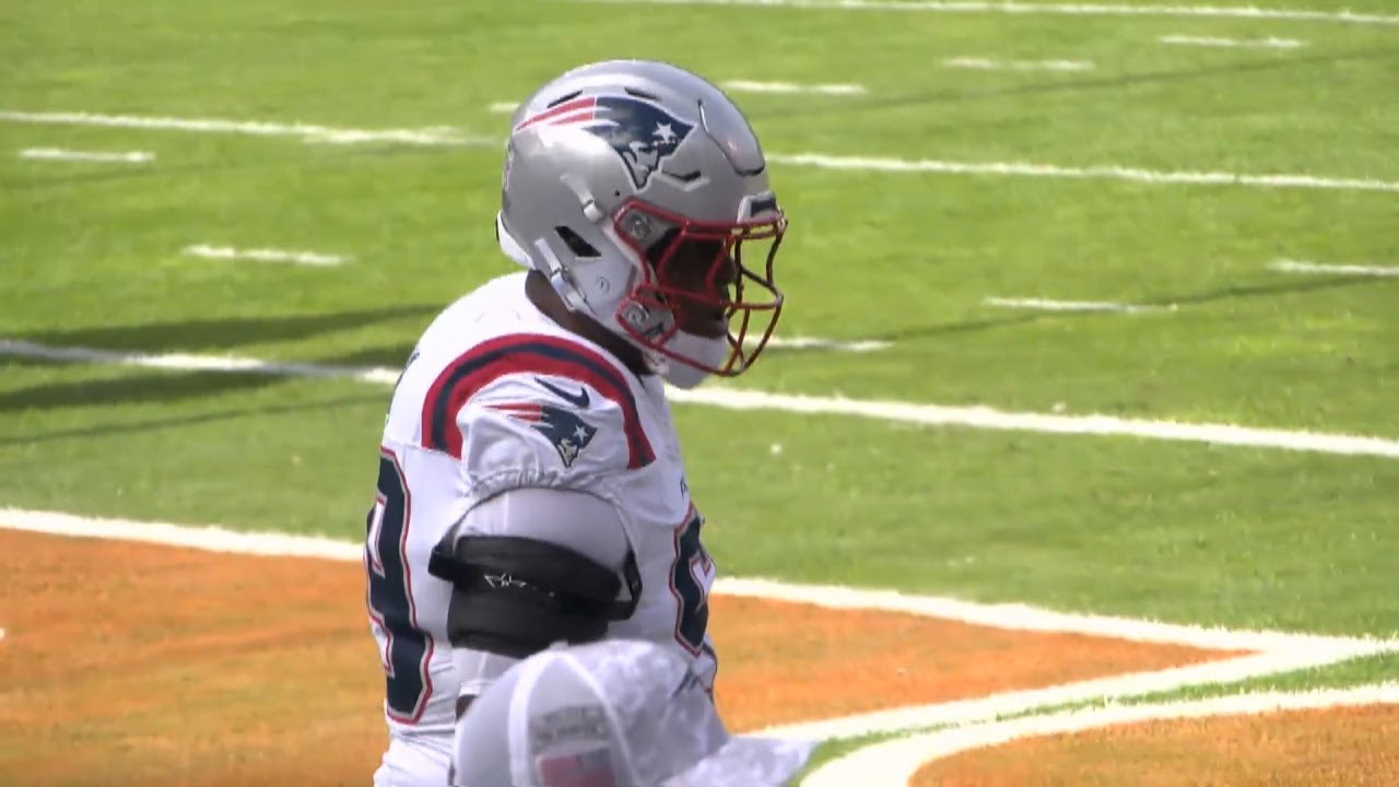 Lowe's Return: Rockford native helps Patriots win in Chicago