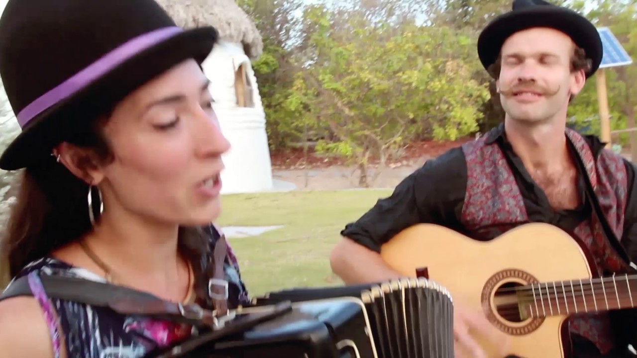 "Kamshatka - Loli Phabay"