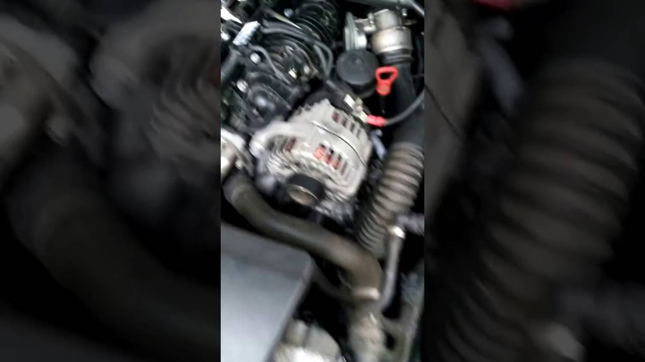 Bmw 118d N47 Fl Gerausch Aus Dem Motorraum Youtube