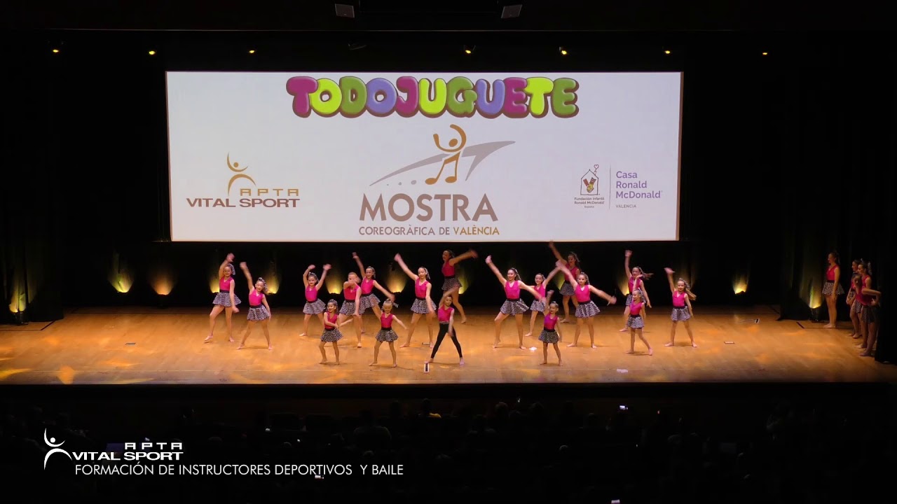Mostra Coreográfica 2017 - CLUB STUDIO NAVARRETE MARGA PAREDES 1 aerobic dance