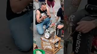 amazing puppet drummer.