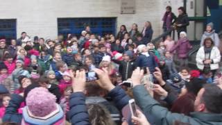 ANDIAMO A COMANDARE!!!  FLASH MOB - GIORNATA INTERNAZIONALE DEGLI STUDENTI - 17-11-2016