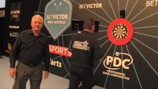 'My Throw' With World Champion Gary Anderson!