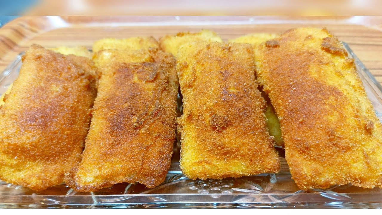 CREAMY , CRISPY BREAD PILLOW WITH CHICKEN , SWEET CORN AND CHEESE RECIPE