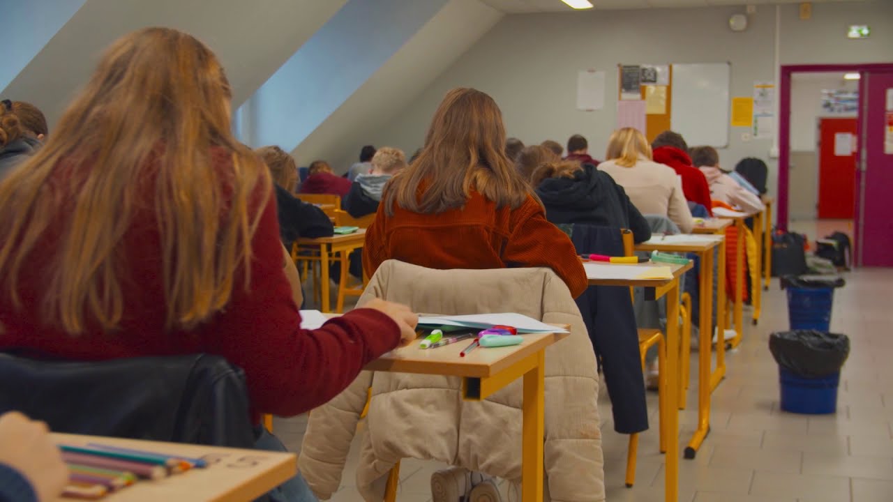 Présentation de l'Institution  Teaser  YouTube