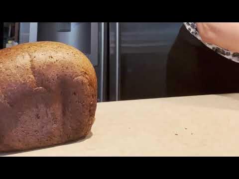 Keep Making That Bread with the Elite Gourmet Digital Bread Machine