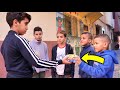 ولد صغير يوزع اندومي على الفقراء شوف شنو وقع ولد صغير يوزع اندومي على الفقراء شوف شنو وقع