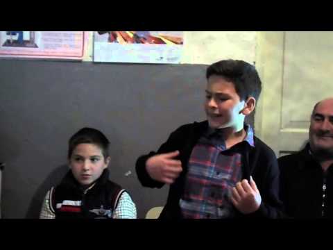 ყინვის ყურძნის მტევნები