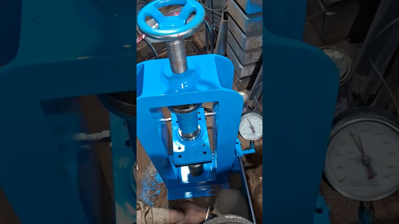 Hand Operated Flexural Strength Testing Machine