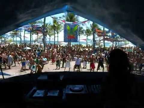 Dj Thatha - Universo Paralello Festival - Brasil 2008