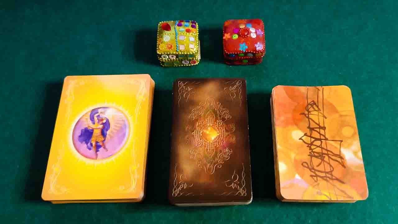QUÉ PUEDES ESPERAR DE ÉL/ELLA EN ESTE MOMENTO? Tarot interactivo .