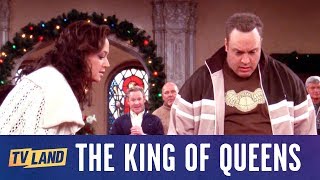 Doug and carrie's "cake" ends up in a cake walk has to win it back
before someone realizes what really is. watch the king of queens late
nights o...