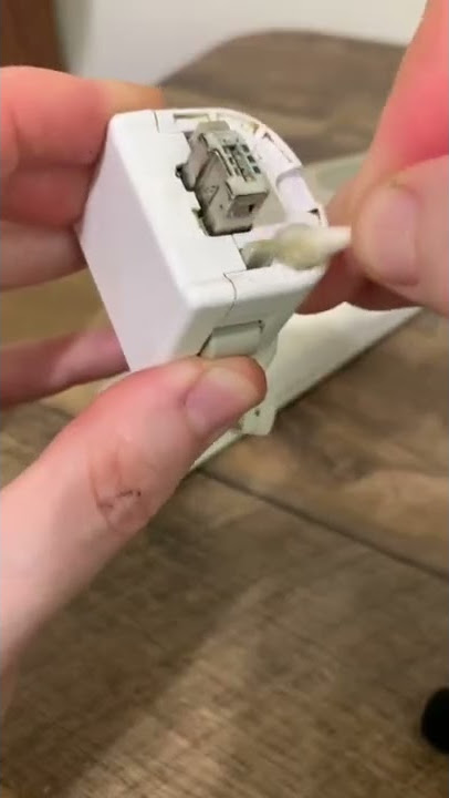 Cleaning a Wii Motion Plus Adapter ASMR