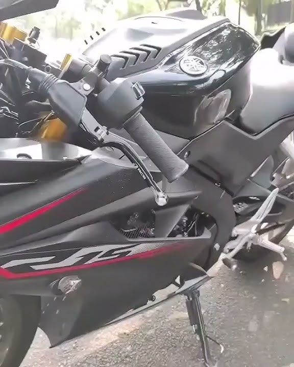 R15 crash pas nikung/cornering