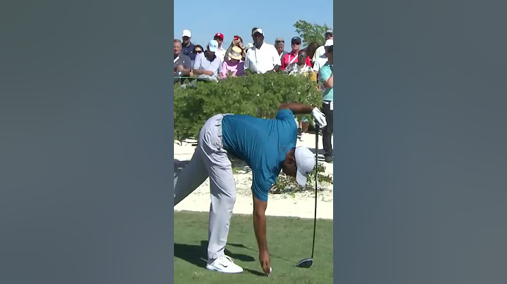 Tiger teases JT on opening tee 😂