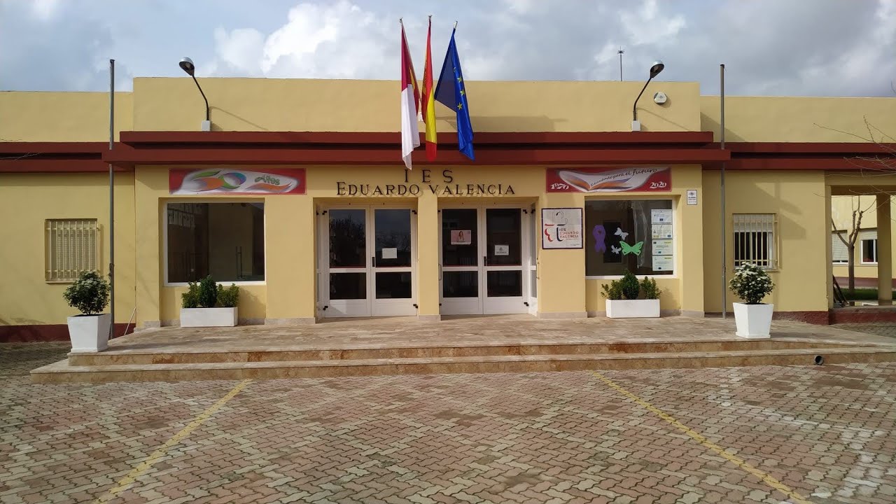 Video 50 años de historia del IES Eduardo Valencia (Calzada de Calatrava)