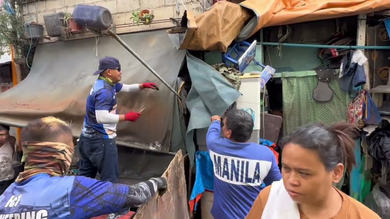 Tinakpn lang ang piso net para di mapansin / walang kawala kay heneral sukat yan tangalin yan!