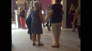 Este baile lo bailan jubilados de Arañuel san Vicente de piedraita y El Tormo 21-8-2013