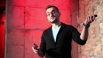 Mengühan Ünver: “Growth hacking: How to grow a bootstrapped startup” | #12minB