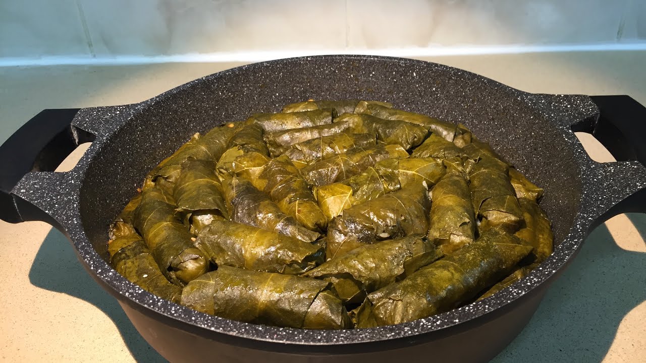 עלי גפן ממולאים(יפרח). 
מתכון מעולה