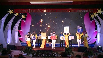 Phần thi Chào hỏi hội thi Cán bộ Đoàn giỏi Khối Doanh nghiệp TƯ của Đoàn Tổng Công ty Thuốc Lá Việt