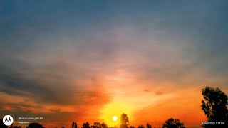 Soft Clouds and Changing Colors | Sunset Visuals for Relaxation screenshot 1