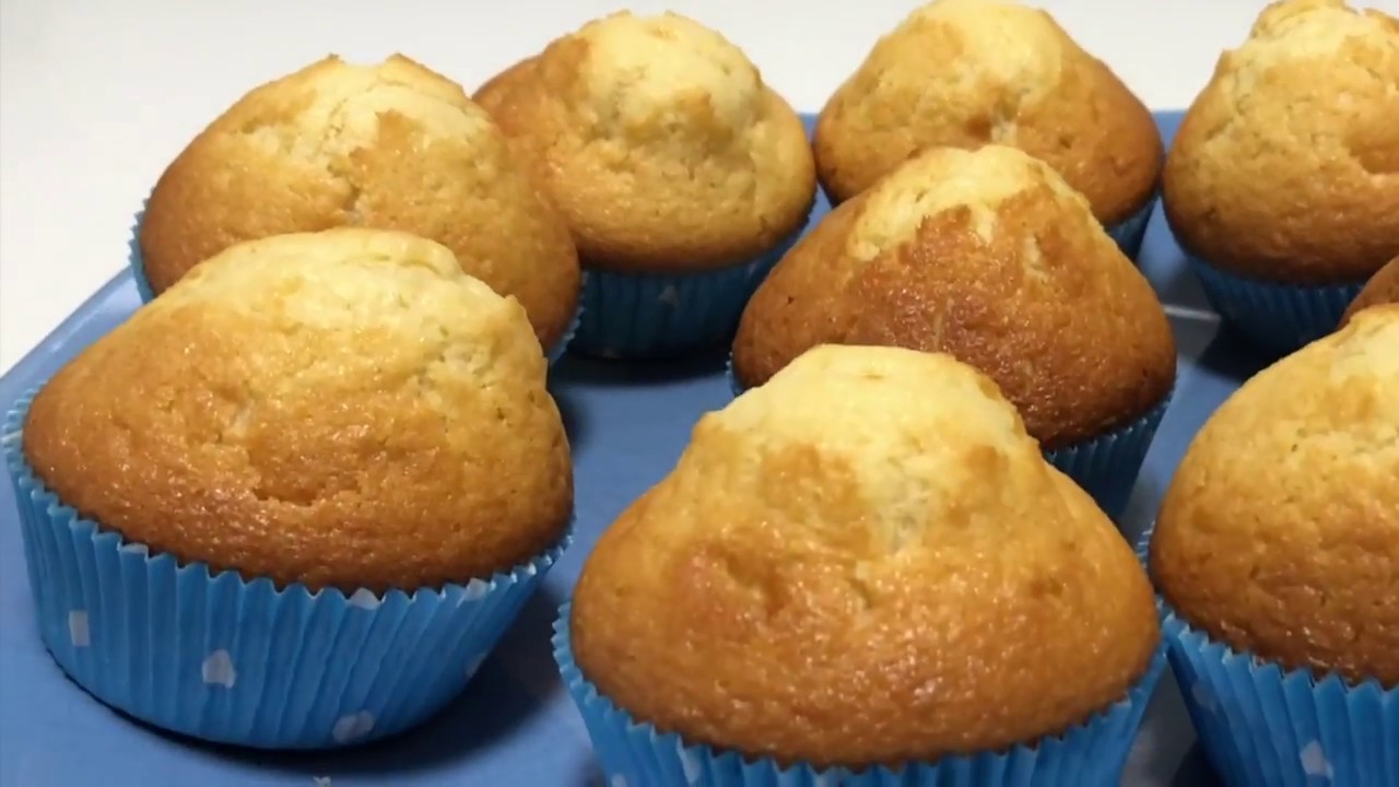 Magdalenas en Monsieur Cuisine Connect con Aceite de Oliva