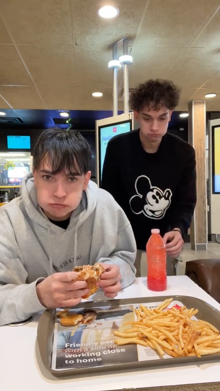 bottle flip challenge: mcdonalds edition ??
