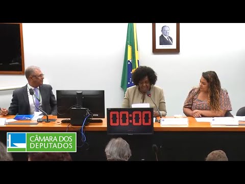 Vídeo do evento a partir de 36:35