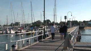 A quick look at the hastings pier on east side of beautiful mornington
peninsula, victoria australia