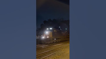 CSX 3344  ET44AH leads CSX M301 through Piscataway,NJ with a SAAHC hornshow!