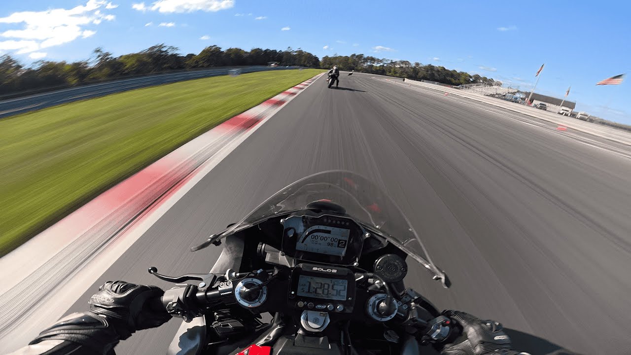 2025 CBR1000RR-R Full Titanium Spark Exhaust Raw Sound | Close Call | NJMP Expert Practice