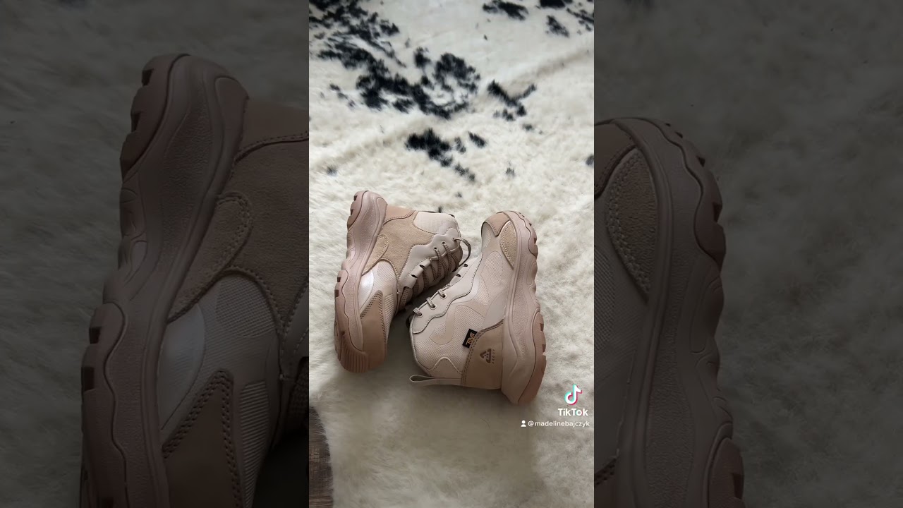 Love a neutral boot! Aesthetic hiking boots are linked on my bio