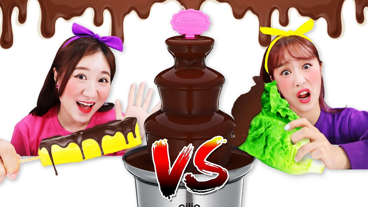 Chocolate fountain Random food challenge Mukbang 초콜릿 분수 복불복 음식챌린지 JiniYum 지니얌 먹방
