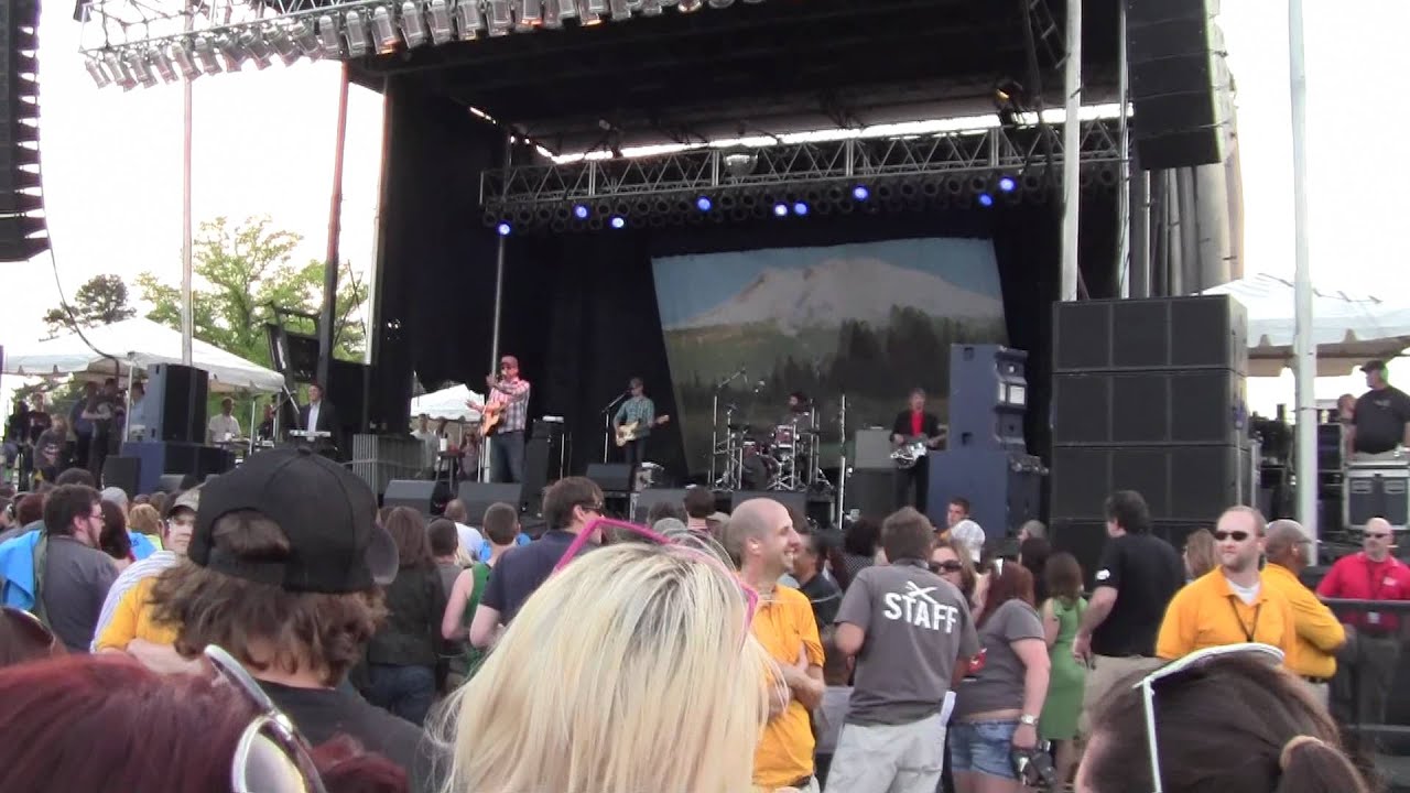 CAKE Sick of You (Live from 102.1 the X Chili Cookoff 2012, Richmond