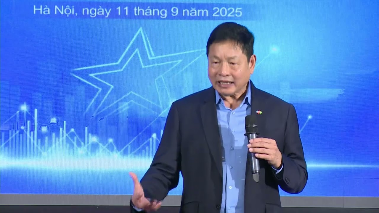 Chủ tịch FPT: "Đã đến lúc công - tư kiến quốc, cùng gánh trách nhiệm phát triển kinh tế."