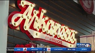 Fans react to Hogs going back to Super Regionals