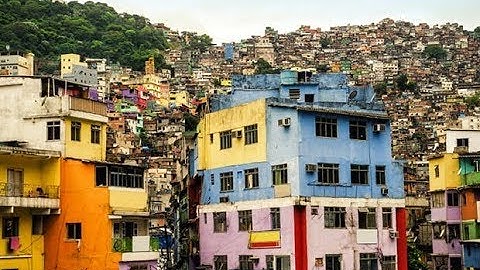 Brazilian favela - local builder