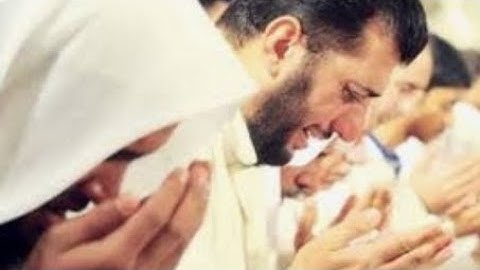 تلاوة خاشعة للإمام فبكي ( انظر كيف ضربوا لك الأمثال فضلوا فلا يستطيعون سبيلاً ).