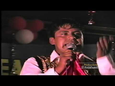 Watch the video for Que es el amor