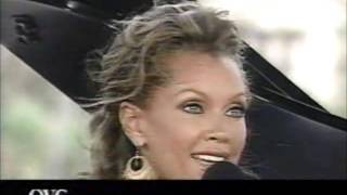 Watch Vanessa Williams Joy To The World video