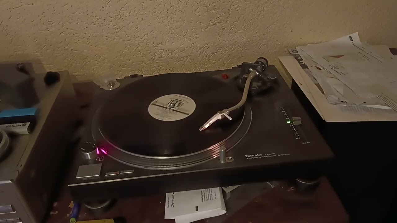 Candido – Jingo (Classic Disco Music Track) 1979 - YouTube