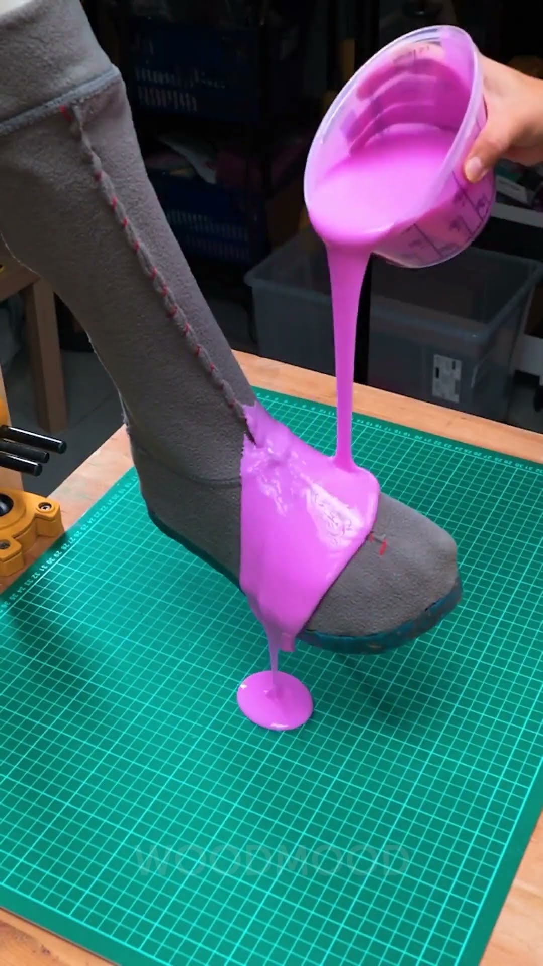 Crafting Shoes from Real Leaves! ??