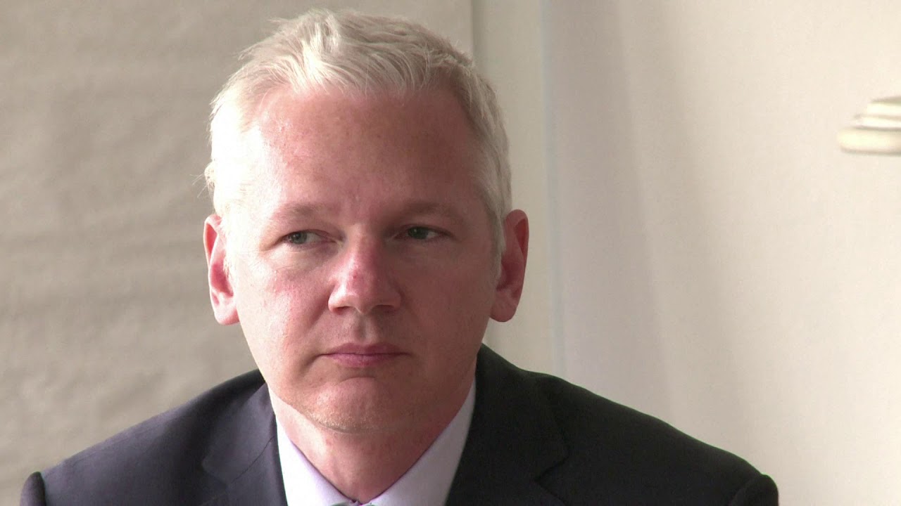 Ecuador grants citizenship to WikiLeaks founder Assange 