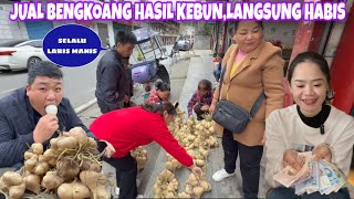 Download Lagu WAOW HABISNYA CEPAT BANGET, BAWA SEMUA BENGKOANG YANG ADA DIKEBUN UNTUK DIJUAL DICINONG MP3 Download Lagu WAOW HABISNYA CEPAT BANGET, BAWA SEMUA BENGKOANG YANG ADA DIKEBUN UNTUK DIJUAL DICINONG MP3
