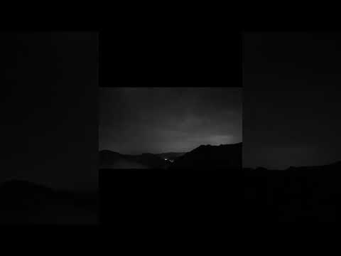 مدري وش اللي في غرامه بلاني  اكسبلور مالي خلق احط هاشتاقات لايك
