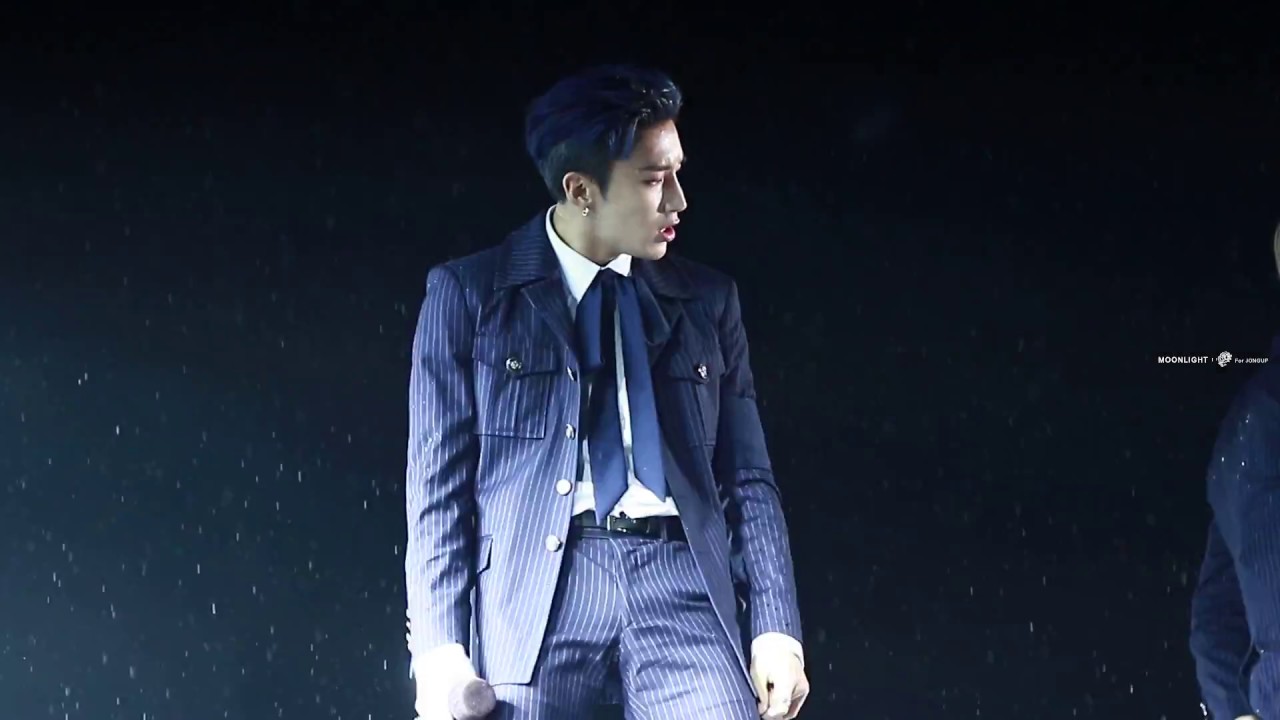 B.A.P - SKYDIVE (ver.JONGUP) B&W