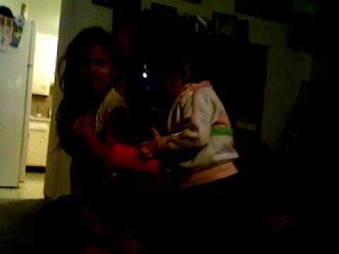 little brother and sister fighting - YouTube