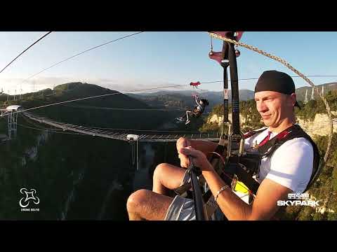 Видео: SkyPark Sochi, zipline. Мой второй полет в тандеме.