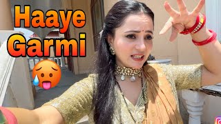 DHOOP MEIN SWEETY HO GAYI LAAL🥵 #lakshminiwas #shwetathakur #devika 